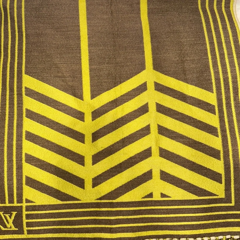 Louis Vuitton Brown & Green Chevron‎ Wool Scarf